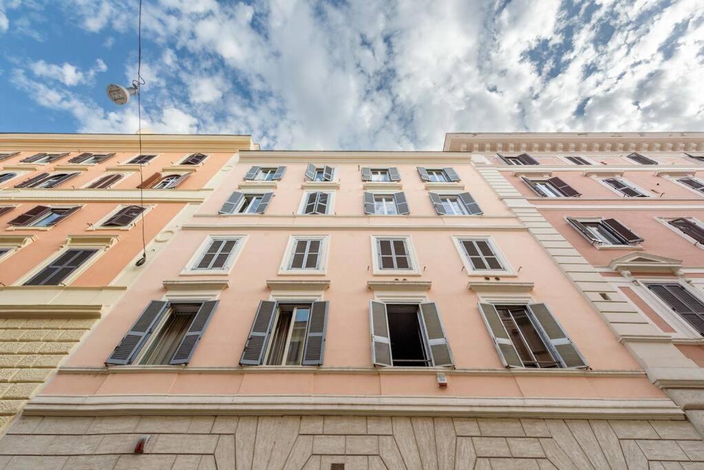 Colosseum 10Steps Away, Marco Aurelio Luxury House Рим Экстерьер фото